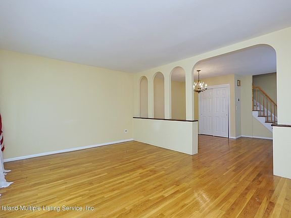 4th image of 124 Cannon Ave