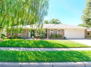 3713 Windomere Dr, Bedford, TX 76021