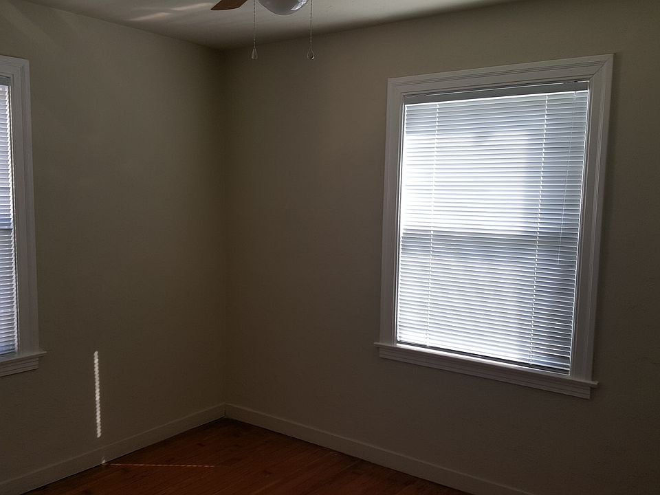 2nd image of 1733 Vermont Ave