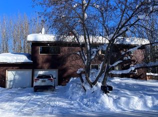 665 Gradelle Ave, Fairbanks, AK 99709