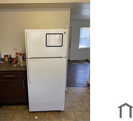 3rd image of 6358 S Eberhart Ave APT 1B
