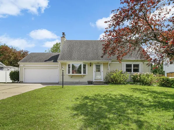 5737 Williamsburg Way, Fitchburg, WI 53719