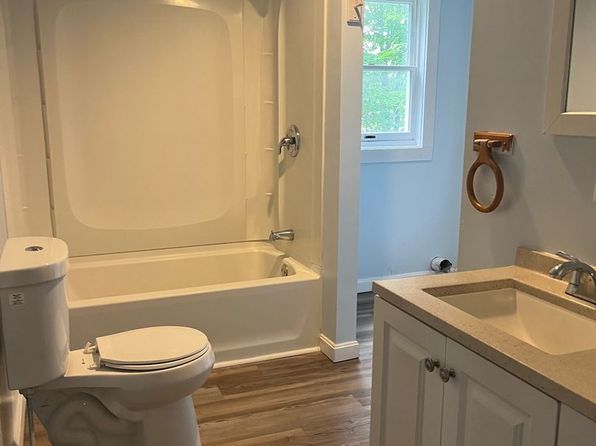 45 School St #1