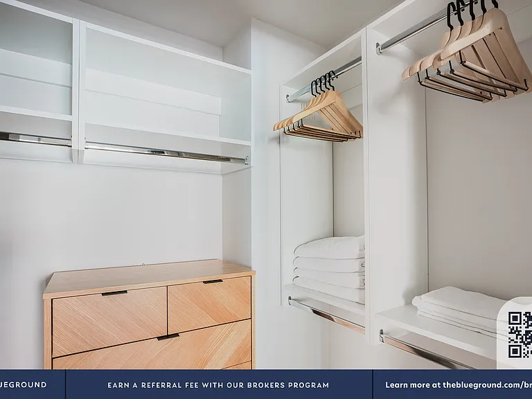 Walk-in Closet