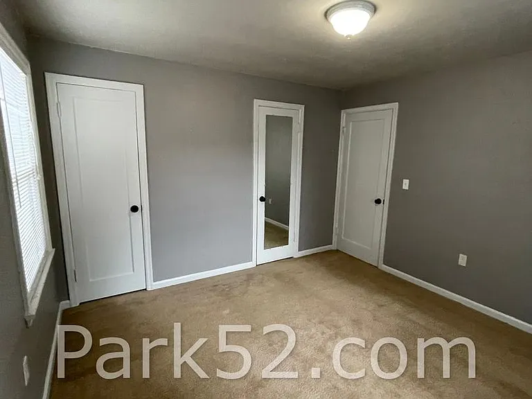 4614 N 29th St — Photo 13