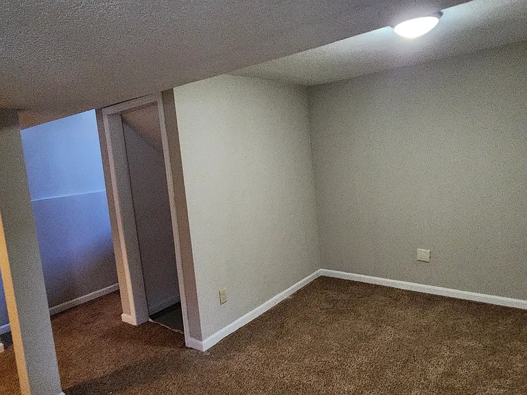 433 Eagle Lake Rd S — Photo 20