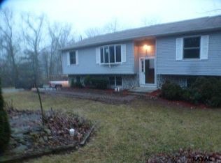 430 Wago Rd, Mount Wolf, PA 17347