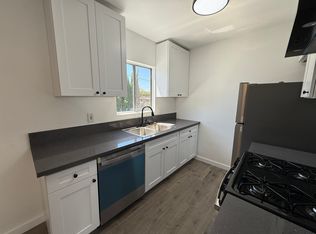 6737 Woodman Ave #7, Van Nuys, CA 91401