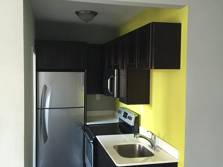 5400 Walnut St #4 — Photo 1