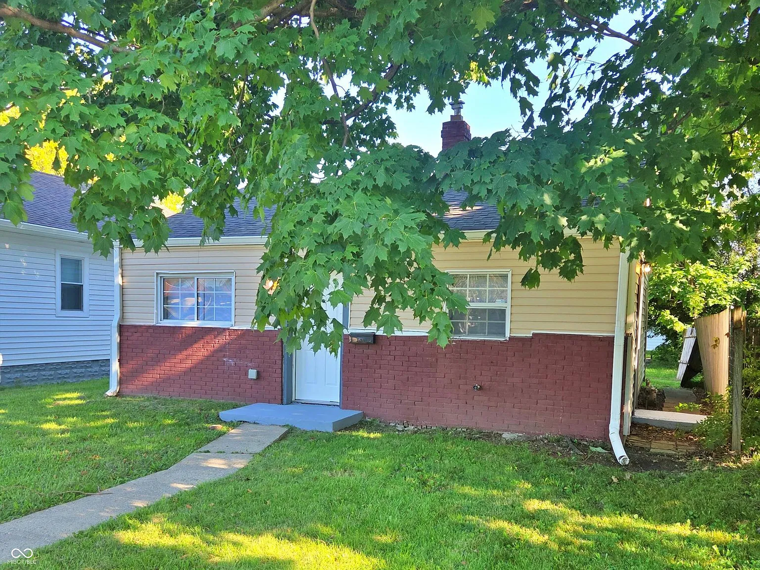2 bed, 1.0 bath, 729 sqft, $1,075 — Photo 3