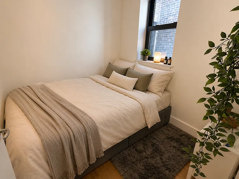 99 Allen St #9 — Photo 2