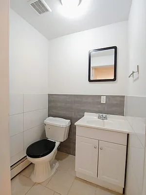 Rented by Peace of Mind Realty | media 14