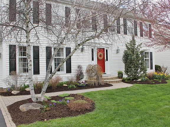 3rd image of 17554 W Pine Creek Trl