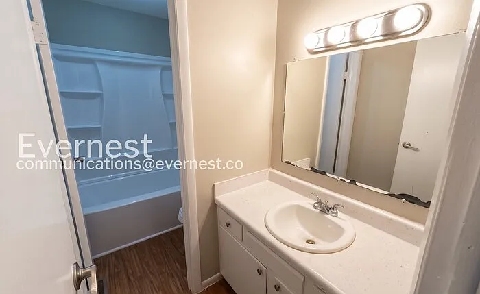 320 Welch Rd #B1 — Photo 8
