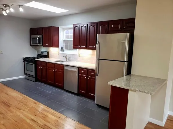 412 5th Street image 3 of 10