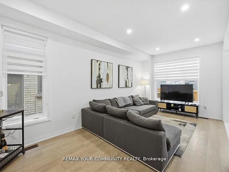 76 Sagewood Ave — Photo 5
