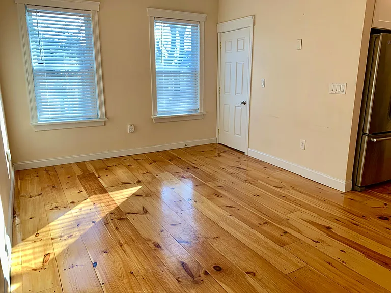 93 Bridge St #3 — Photo 3