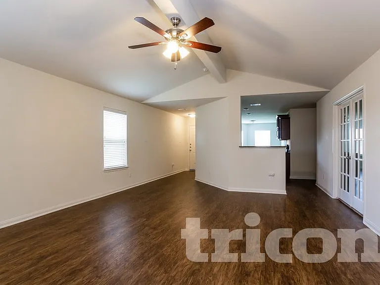 2310 Regatta Ln — Photo 13