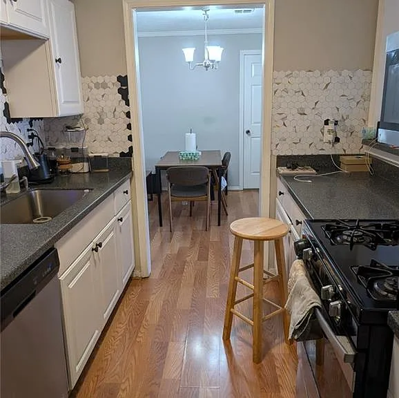 2503 Country Park Dr SE — Photo 1