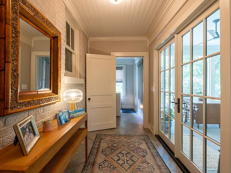 Mud Room/Hall to Master Suite, Screened-in Porch and Laundry Room