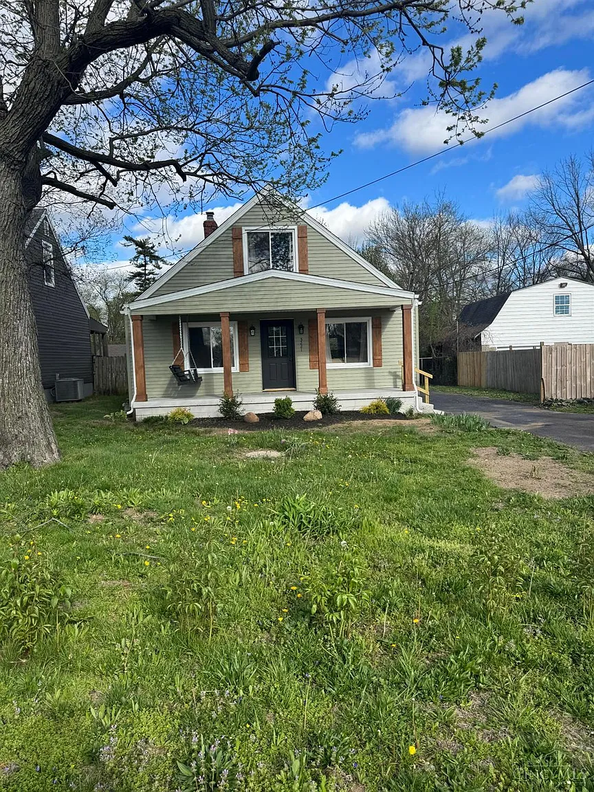 3221 Yankee Rd photo 1