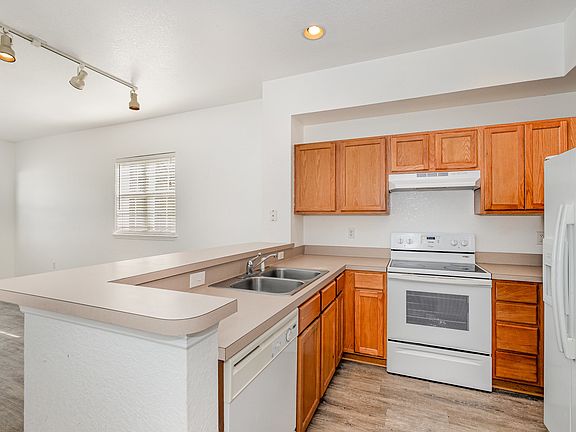 3rd image of 105 Turpial Way Unit 1-104