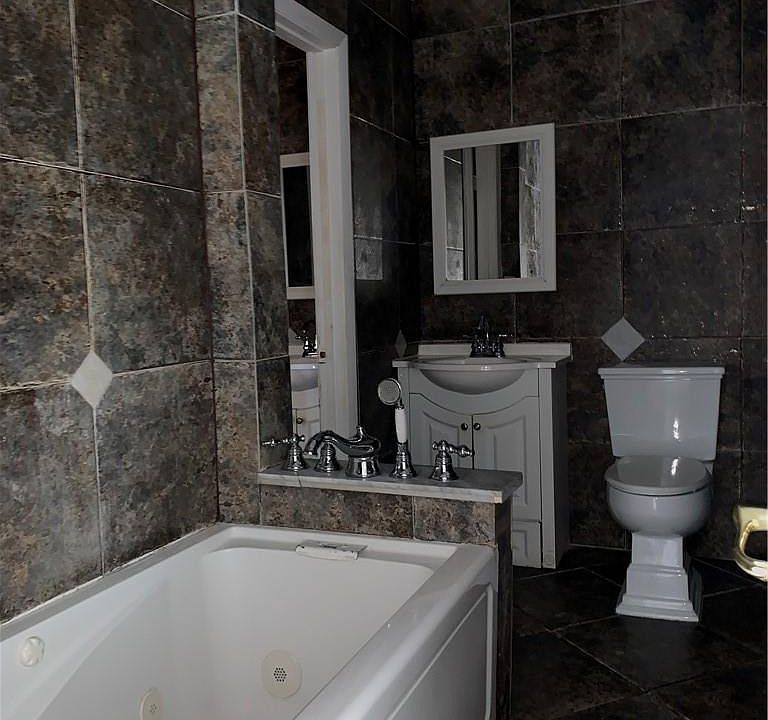 1st image of 1369 Seaview Dr