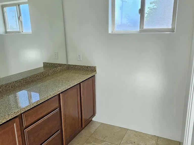 4113 N 22nd St #10A — Photo 38