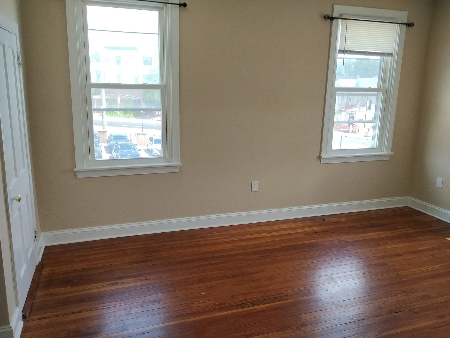 1 bed, $1,300 — Photo 1