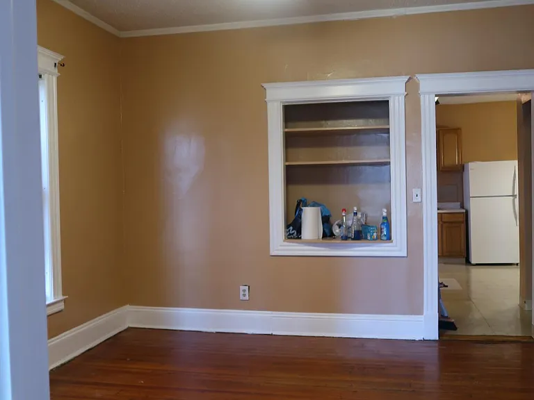 21 Edgewood St #1S — Photo 8