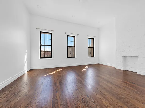 1085 Hancock Street image 21 of 37