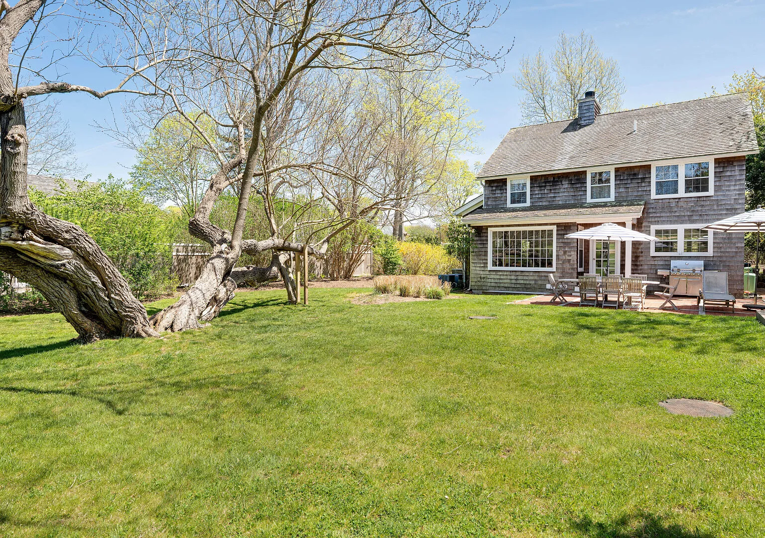 Renovated Farmhouse A, Sunset Views, Walk to Amagansett Town — Photo 2