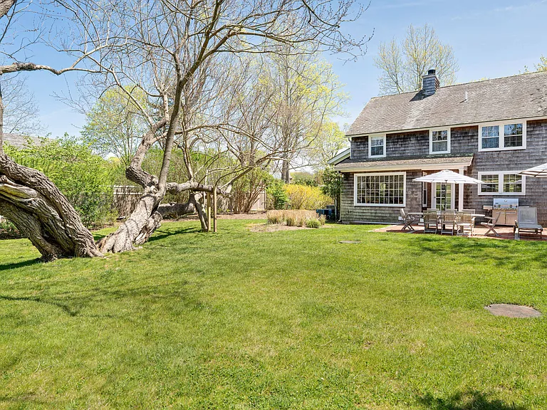 41 Abrahams Landing Rd — Photo 2