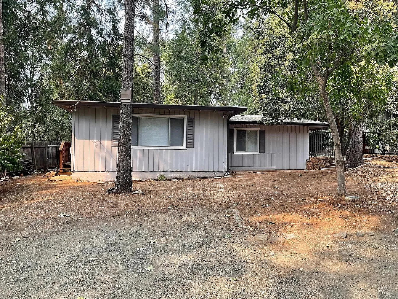 13277 Evergreen Dr #1 photo 1