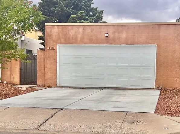 12530 Singing Arrow Ave SE, Albuquerque, NM 87123