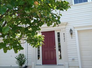 4721 Hanrahan Pl, Alexandria, VA