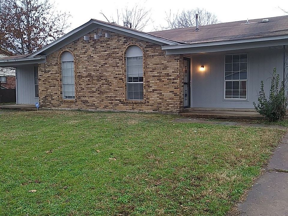 1st image of 3430 Austinwood Dr