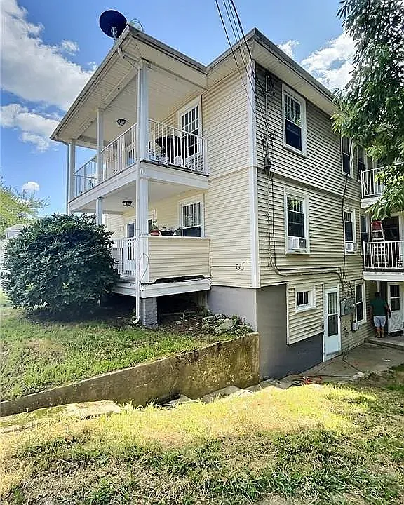667 Cumberland Hill Rd #2