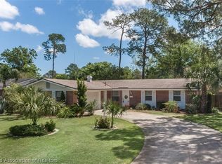801 Montego Rd E, Jacksonville, FL 32216