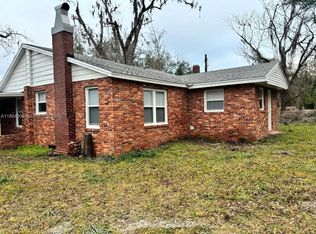1056 Scott St NE, Live Oak, FL 32064