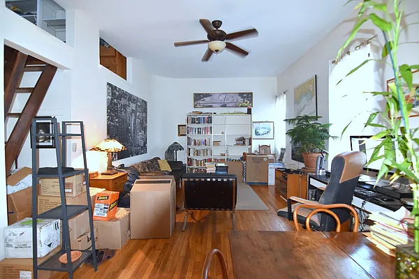 Rented by Manhattan Spaces | media 19