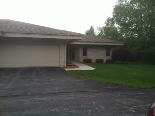 1st image of 971 Oak Meadow Ct Unit 29