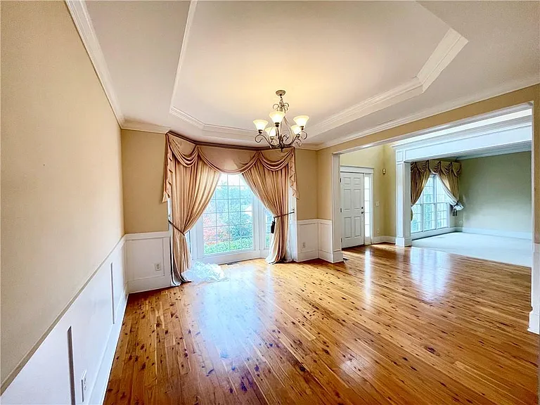 555 Vinings Springs Dr SE — Photo 11