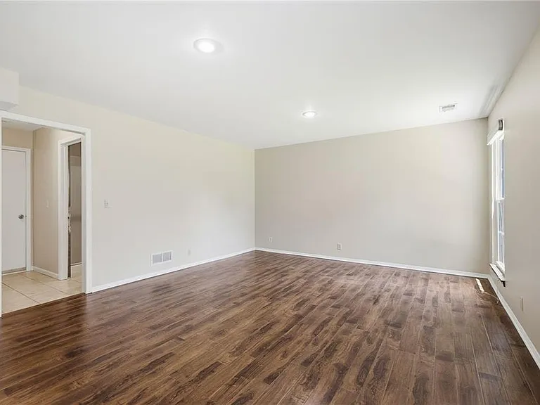 14709 Goodman St — Photo 19