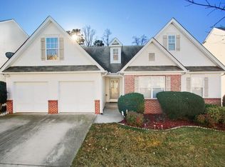 6660 Island Pointe Dr, Buford, GA 30518