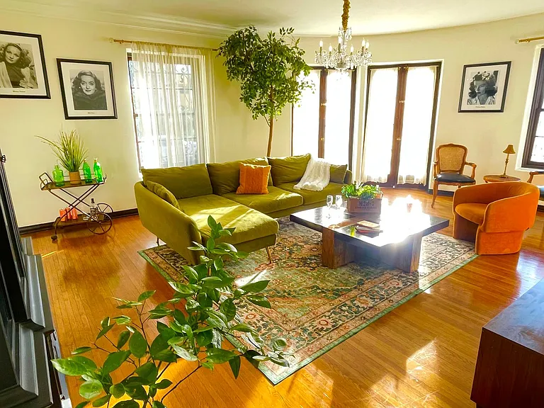 Los Altos A Legendary Residence at 4121 Wilshire Blvd — Photo 29