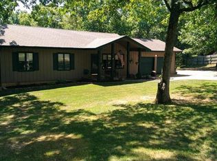 4392 Jefferson Dr, Hillsboro, MO 63050