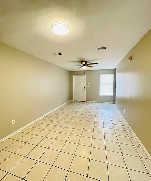 Moorefield Apartments — Photo 7