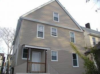 4th image of 151 Greenwood Ave