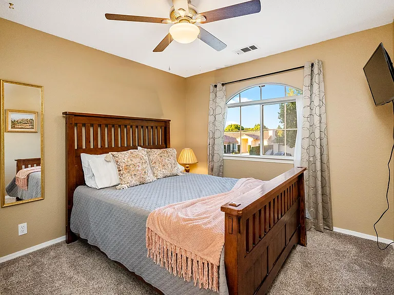 837 Sycamore Canyon Rd — Photo 26